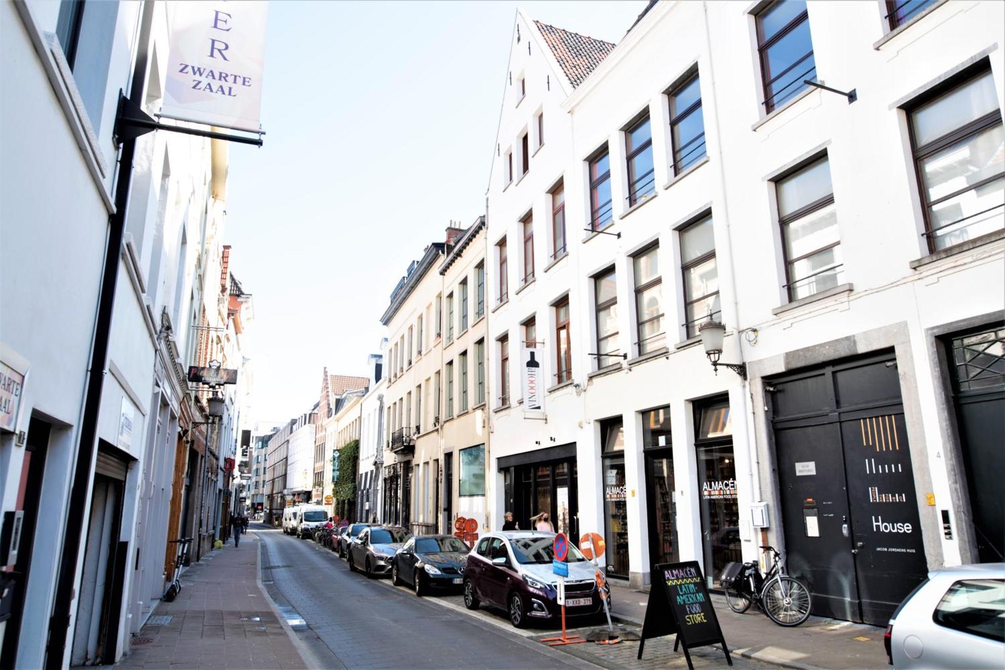 The Old Town Lodge In The Heart Of Anvers Exterior foto